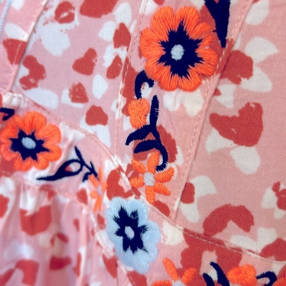 Hailey & Co Embroidered Ruffle Sleeve Baby Doll Top Small - Picture 6 of 10